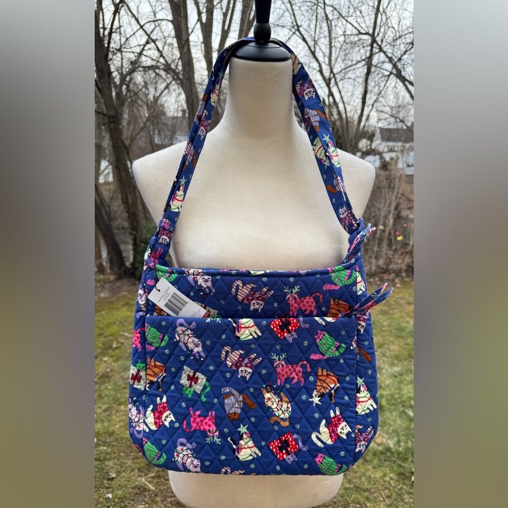 VERA BRADLEY XL Crossbody Catnip Christmas Holiday Cats Purse Bag $95 NEW